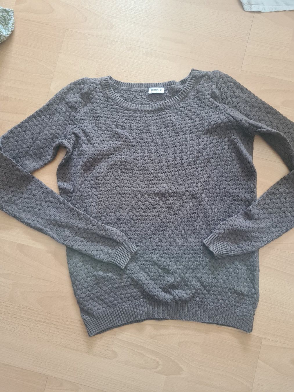 Pullover & Sweatshirts: Pull – Gebraucht aus Sornetan von T.a333