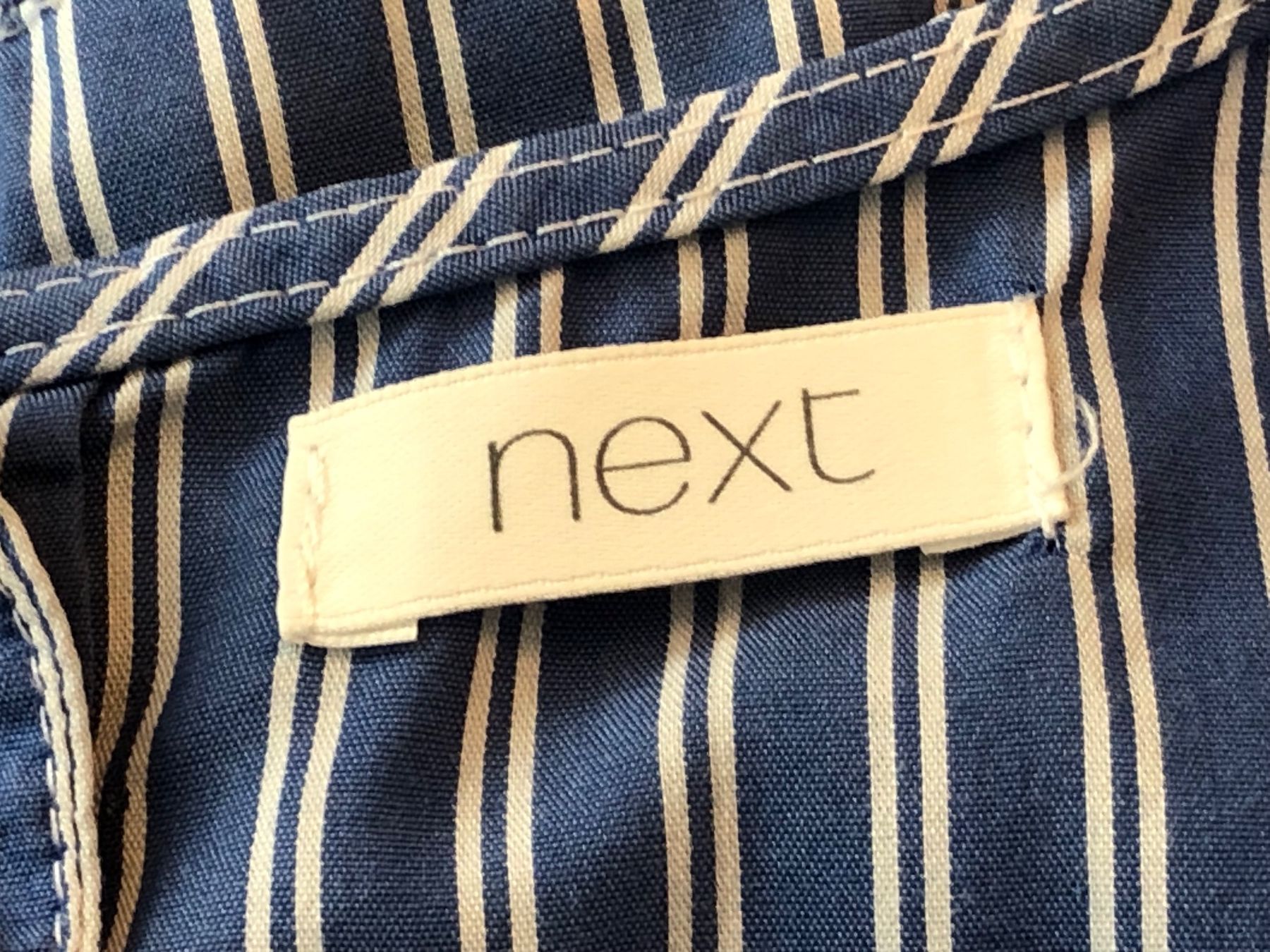 Next Vestiti & Gonne: Baby Kleid oder Shirt, Gr. 86, next – Nuovo (secondo la descrizione) da Ottenbach venduto da snla_scc9 2