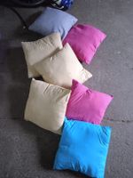 Set von 6 Dekokissen in verschiedenen Farben gebraucht