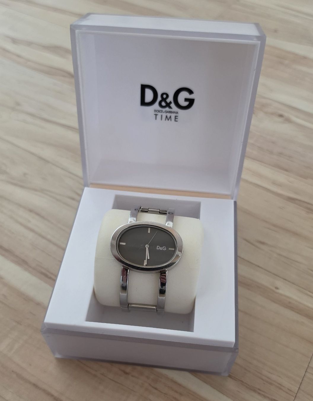 Dolce & Gabbana Orologi: Dolce & Gabbana D&G Damenuhr – Nuovo (secondo la descrizione) da Pratteln venduto da Monty-Burns