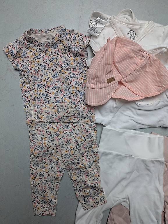 Kleiderpakete & -sets: Kleider Mädchen 62 – Gebraucht aus Luzern von jan_cwp5 3
