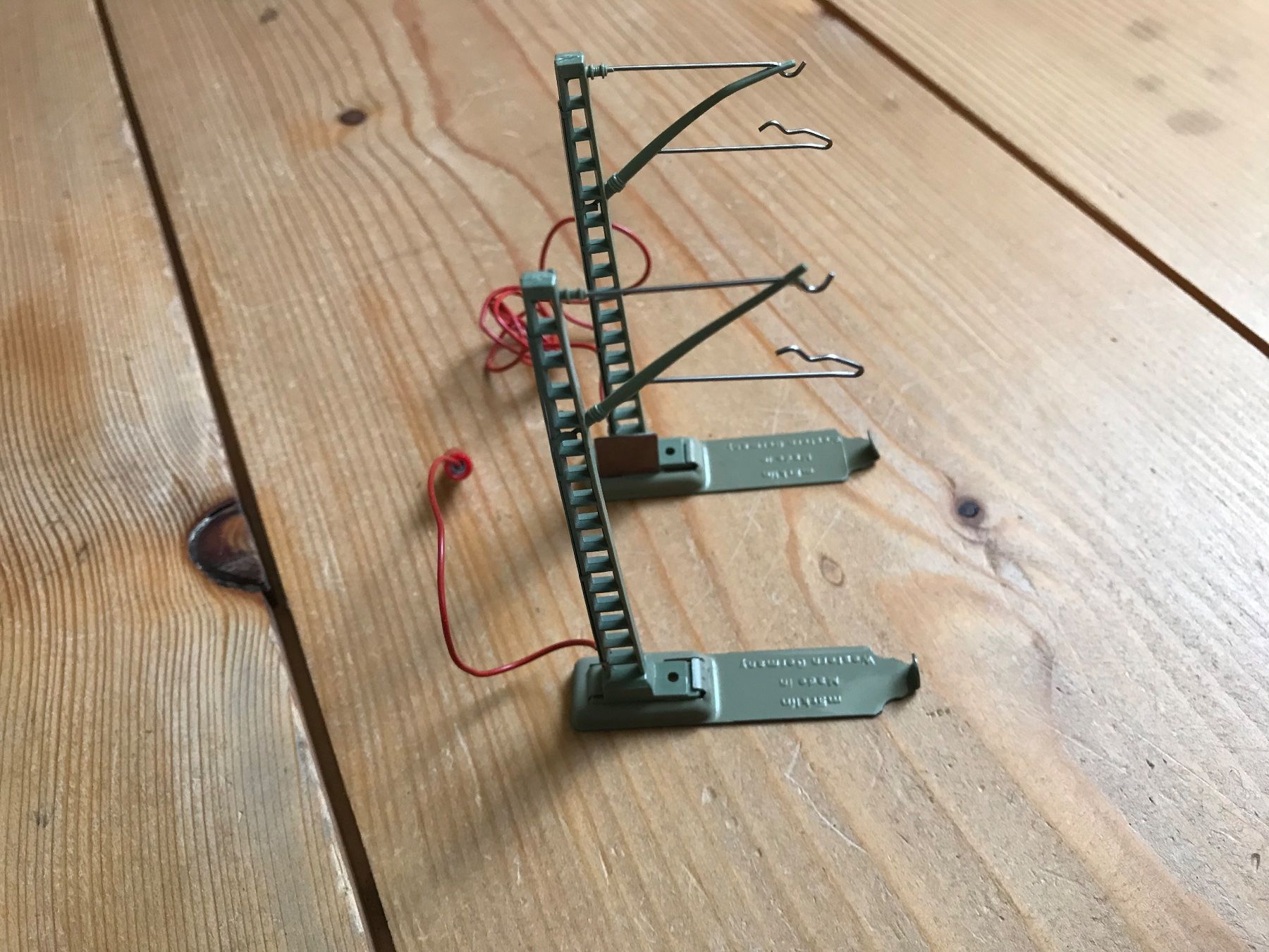 Märklin Modelleisenbahnen: märklin 2 x 7010, anschlussmasten – Gebraucht aus Liestal von ozo2005 1