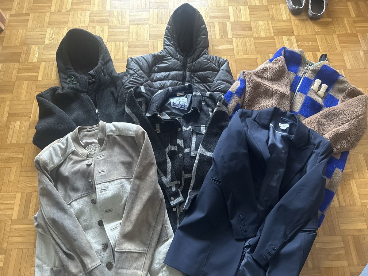 Lotti di vestiti: Jacken Packet 6 Jacken 1Preis – Usato da Stäfa venduto da elfen77