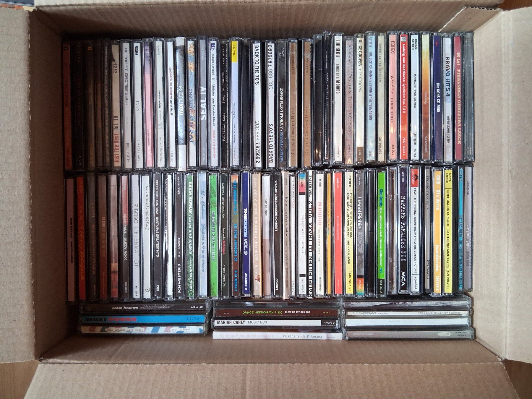 CD: Kiste voller CD's – Usato da Willisau venduto da svfilu 1