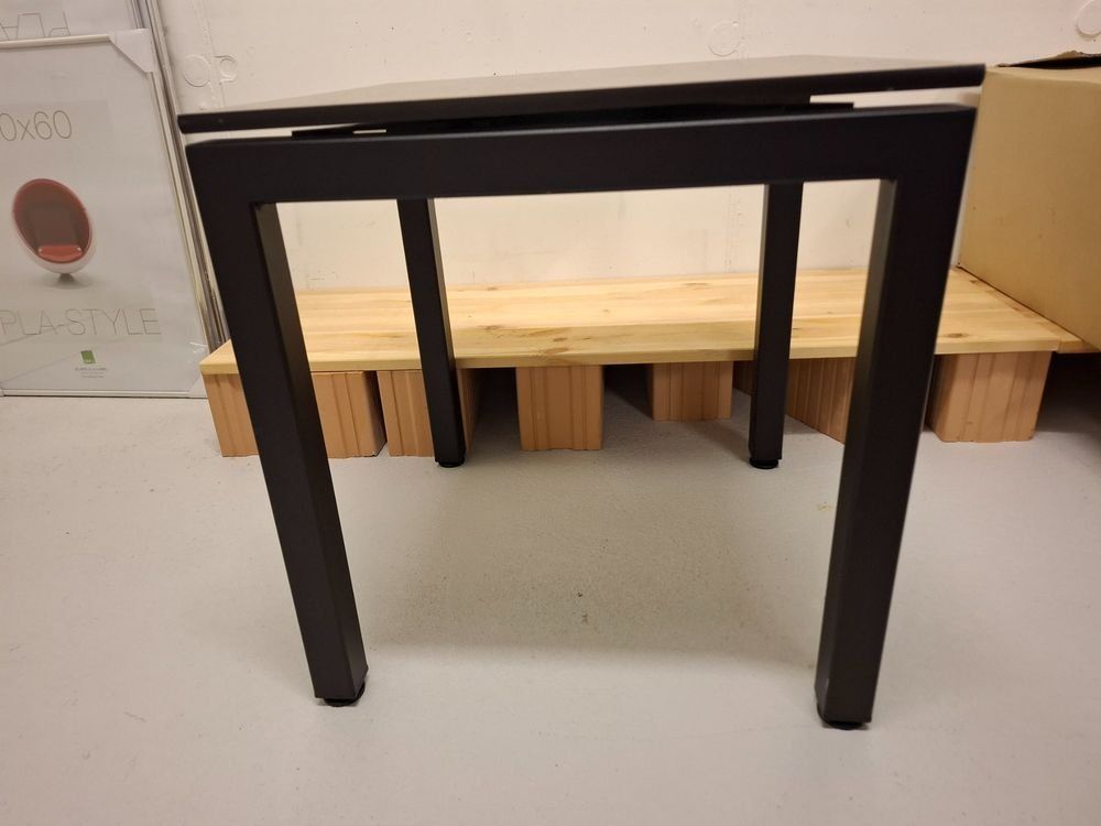 Lista Tavoli: Lista LO - Nebentisch braun 50x50x52 – Usato da Pfäffikon SZ venduto da smartswiss17 2