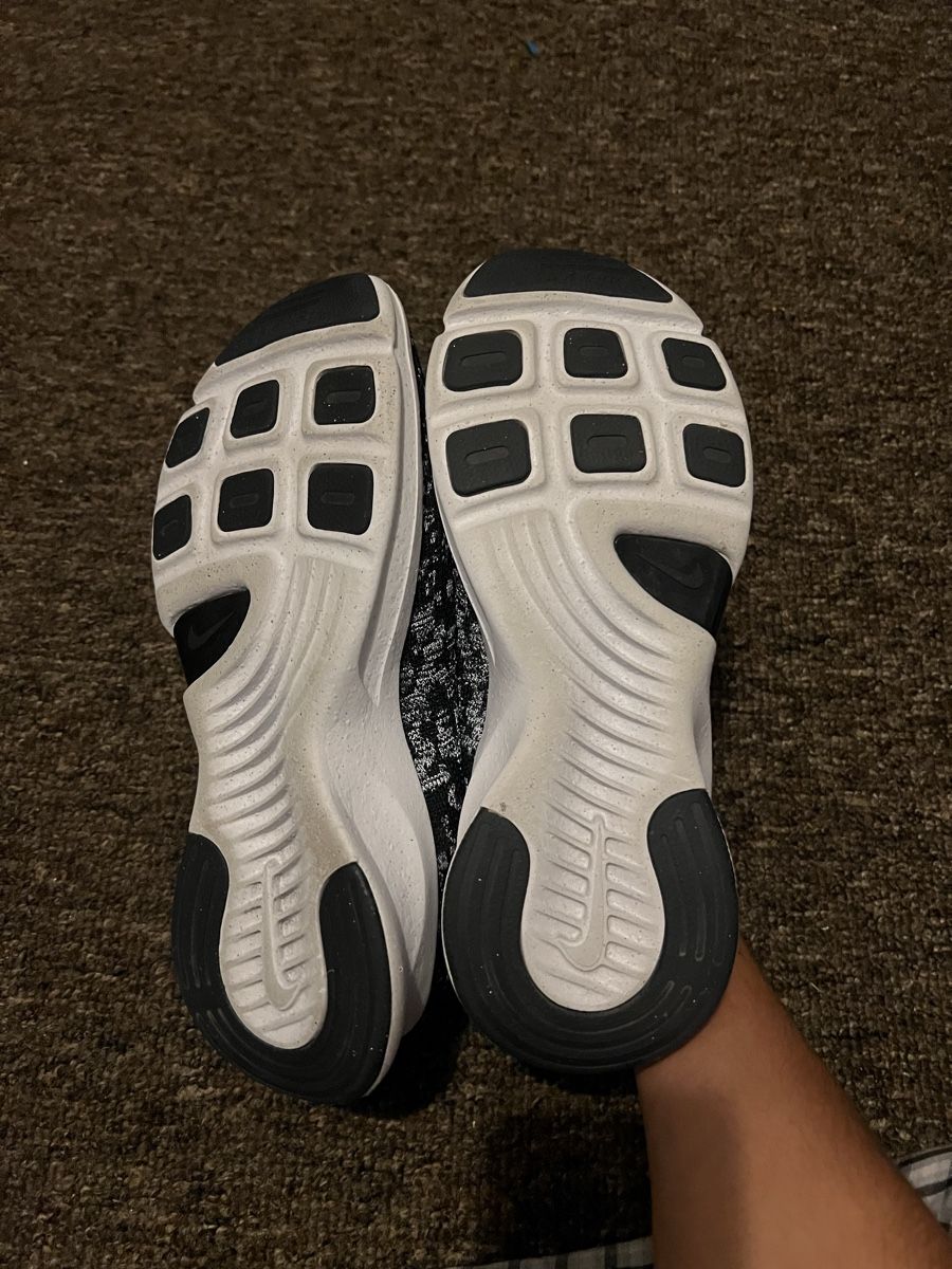 Nike Chaussures hommes: Nike Schuhe – D'occasion à Uhwiesen par maflo2 1