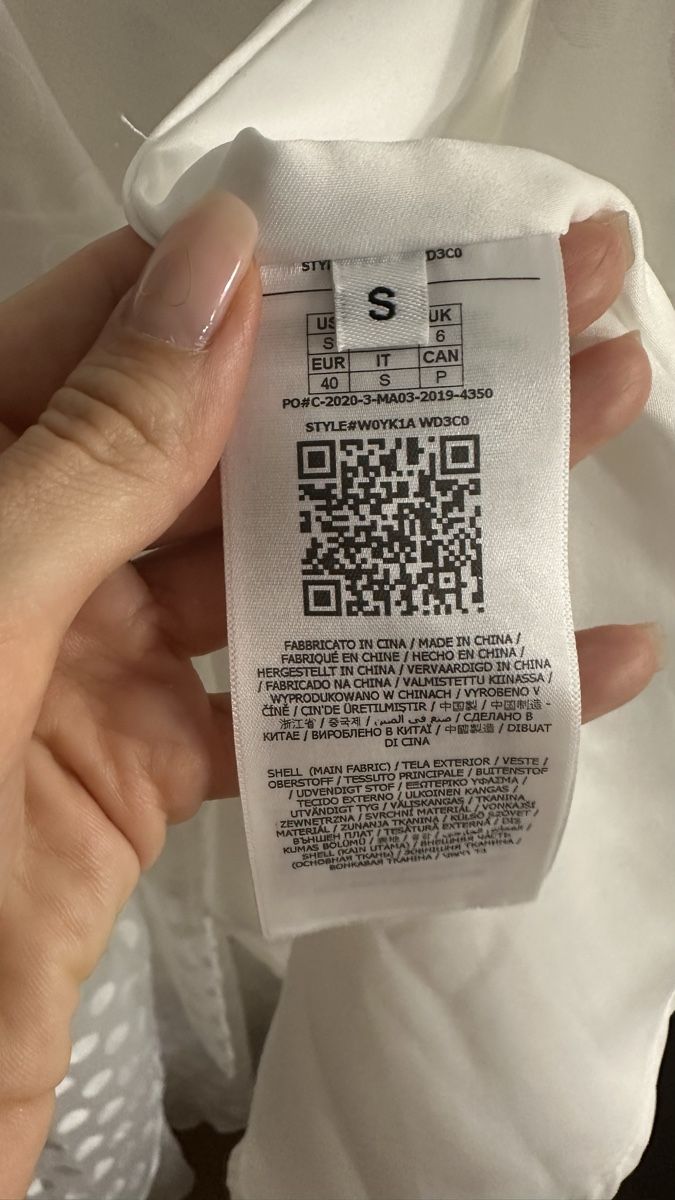 Guess Kleider: Guess Maxi Dress – Neu (gemäss Beschreibung) aus Ittigen von olg_z8sz 8