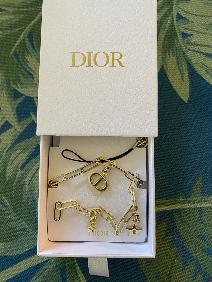 Dior Bracelets: Bijou doré Christian Dior – Neuf avec emballage d'origine à Bouveret par wes_7zll 1
