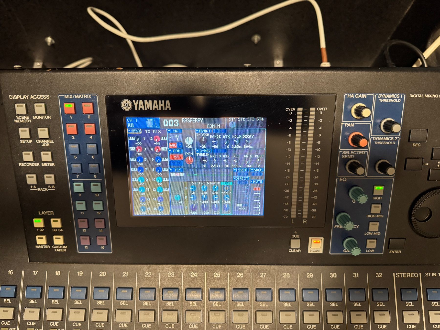 Yamaha Mischpulte: Yamaha LS9-32 Digitalmischpult mit Flightcase – Gebraucht aus Dornach von shaker11 3