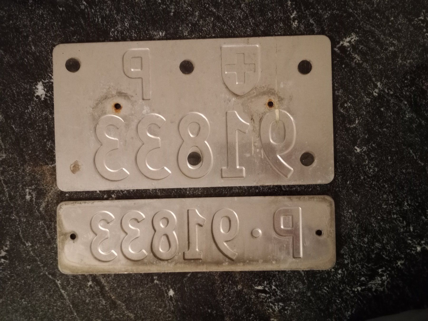 Ecriteaux: 2x Nummernschild Post PTT 91833 ausrangiert – D'occasion à Küttigen par Melisch1000 1