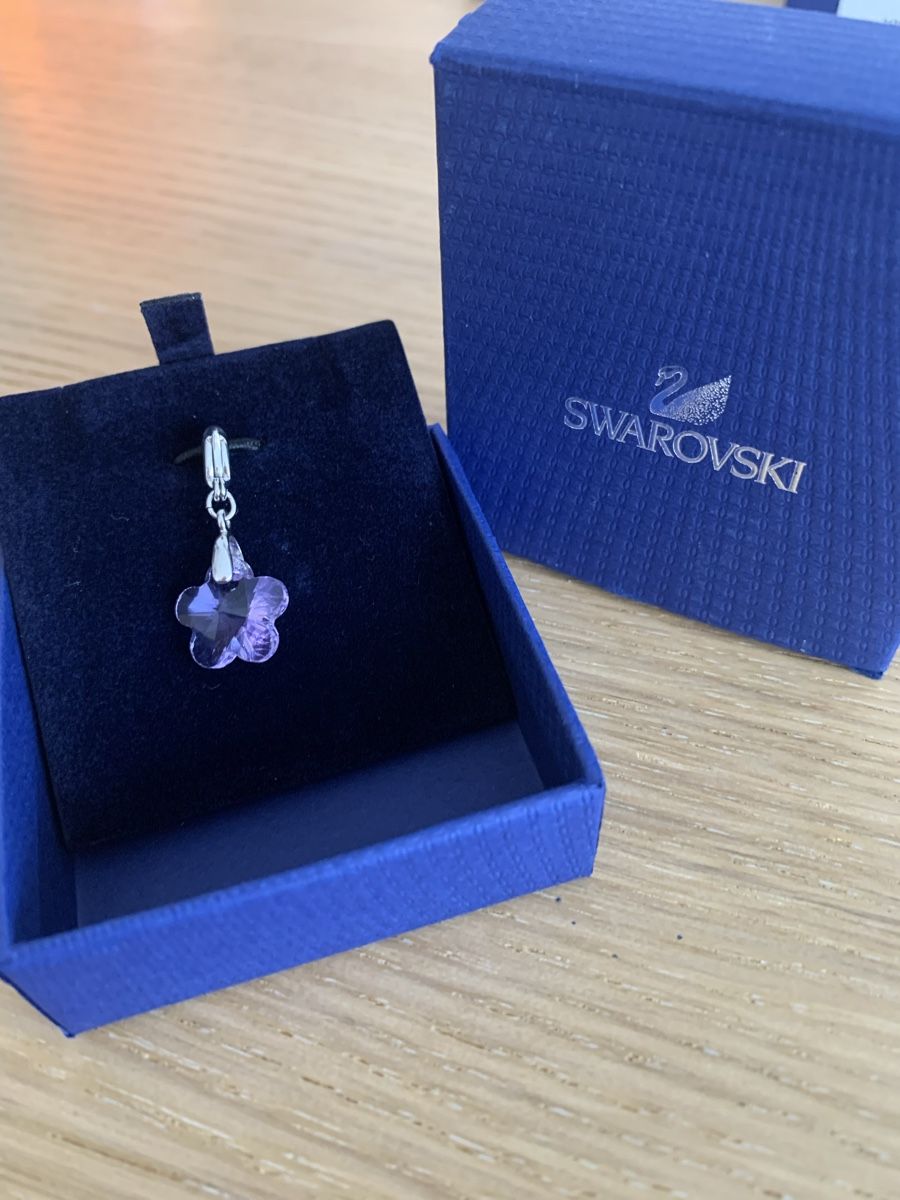 Swarovski Ciondoli: Charm Swaroski Fiore – Usato da Pregassona venduto da Kyttina