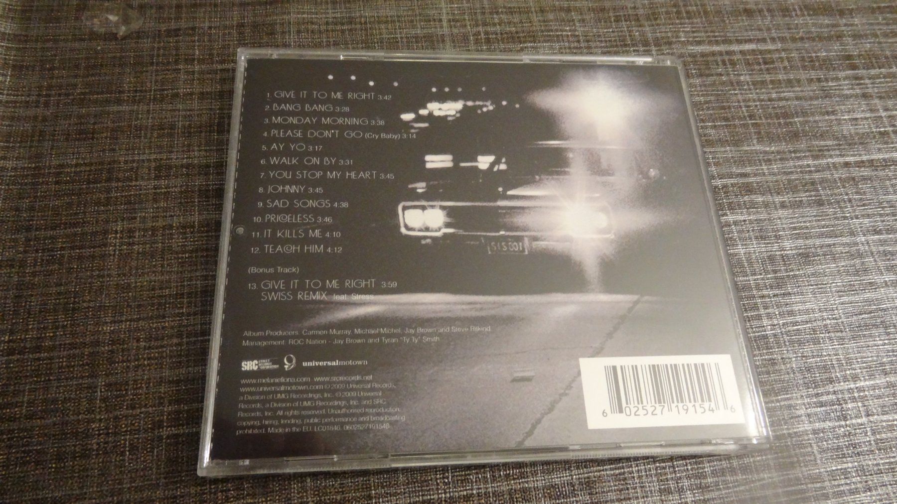 CDs: Melanie Fiona - The Bridge CD – Gebraucht aus Olten von Disc-Ausverkauf 1