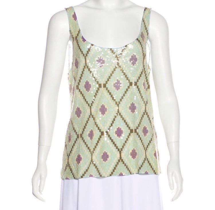 Top: Top à sequins Tory Burch – Usato da Dotzigen venduto da SecondHandGems