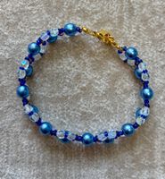 Handmade beaded bracelet blu, white and gold, 19 cm long