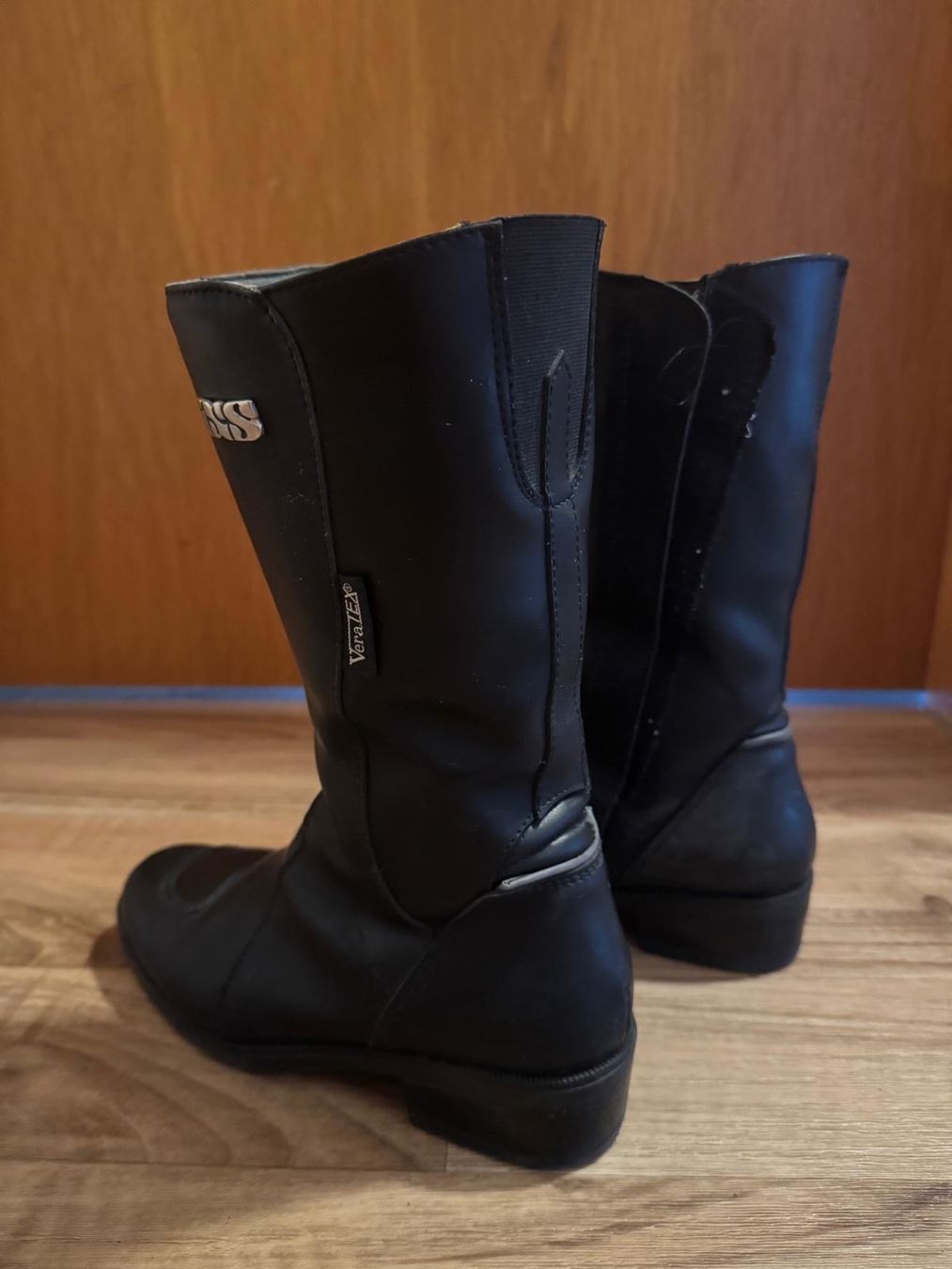 IXS Scarpe da donna: Motorradschuhe – Usato da Schönried venduto da bri_5t88