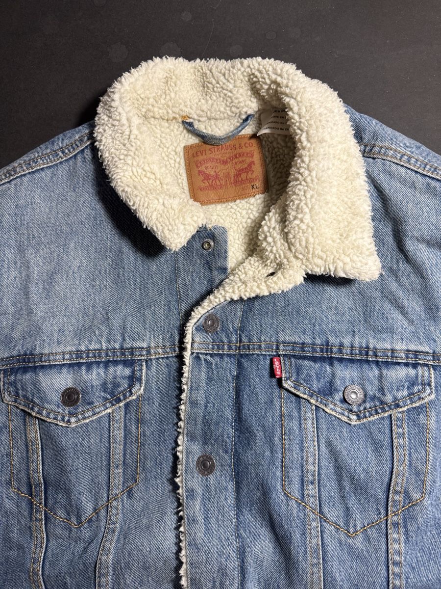 Levi's Giacche: Lewis Jeansjacke mit Fell – Nuovo (secondo la descrizione) da Bern venduto da jan_bfn5 1
