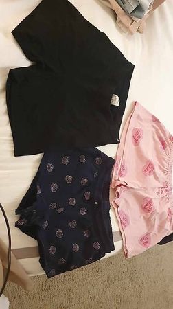 Lot de shorts fille 9-10 ans GRATUIT