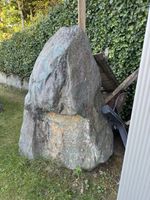 Stein/Findling ca. 160x120x100cm (HxBxT)