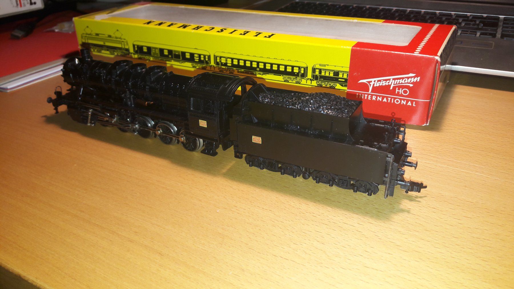 Fleischmann Modellini di ferrovie: Fleischmann H0 Dampflok SNCF, schwarz, Nr. 4178, OVP – Usato da Rheinfelden venduto da Pillie 1
