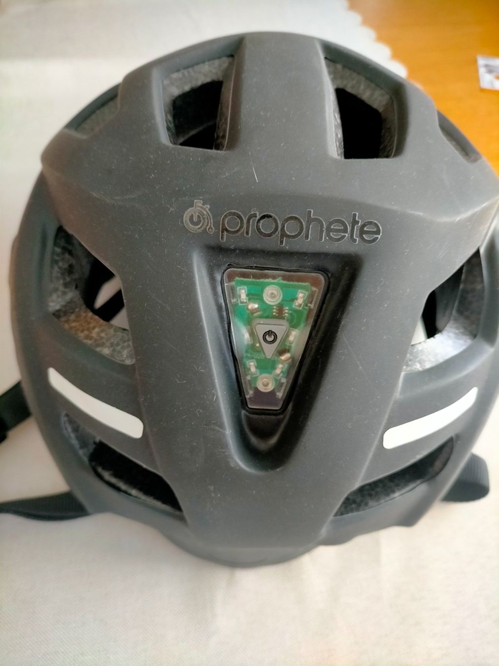 Caschi: Velohelm Herren mit Licht – Nuovo (secondo la descrizione) da Oftringen venduto da UrsulaW01 2
