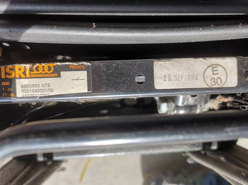 Tutti pezzi di ricambio auto: Fahrersitz – Usato da Paspels venduto da rtach450 3