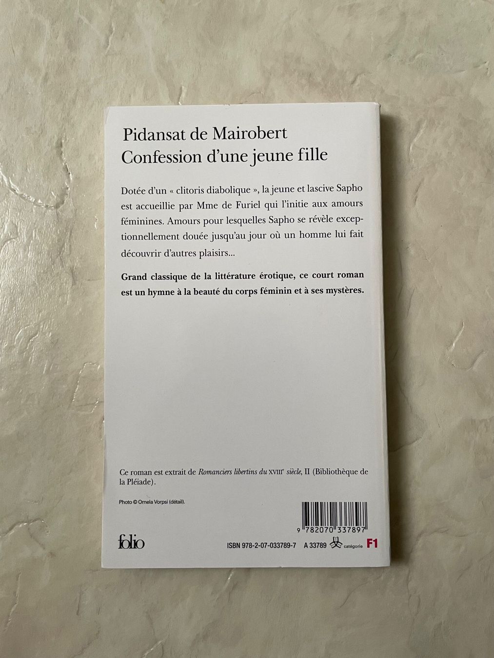 Libri: Confession d'une jeune fille – Nuovo (secondo la descrizione) da Uetikon am See venduto da m1384 1