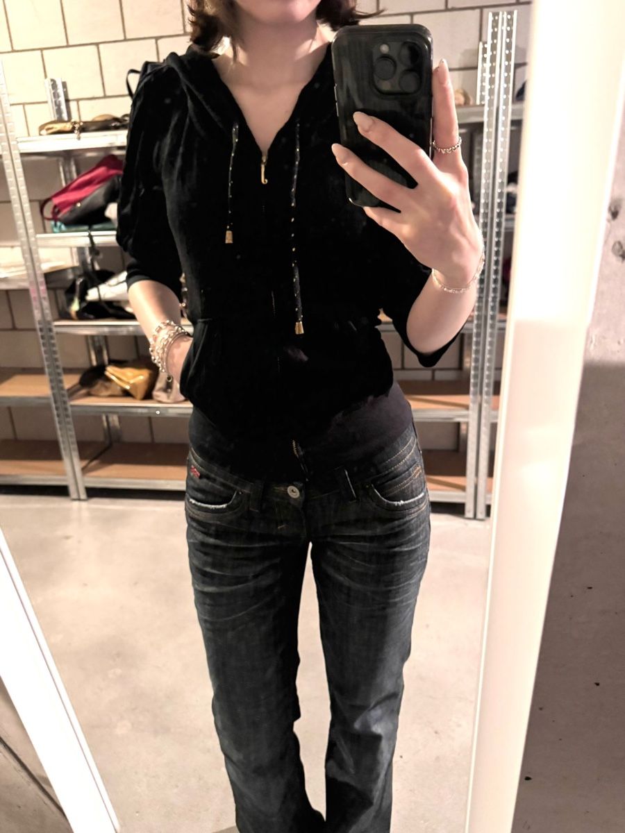 Juicy Couture Maglioni & Felpe: cute vintage juicy couture zip jacket – Usato da Oberhofen Thun'see venduto da 61archive