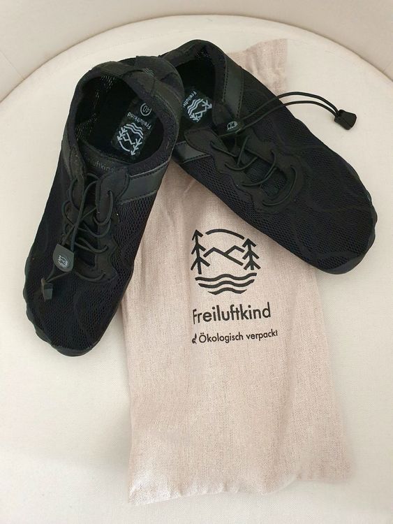 Spannende Freiluftkind Barfussschuhe Test Bilder