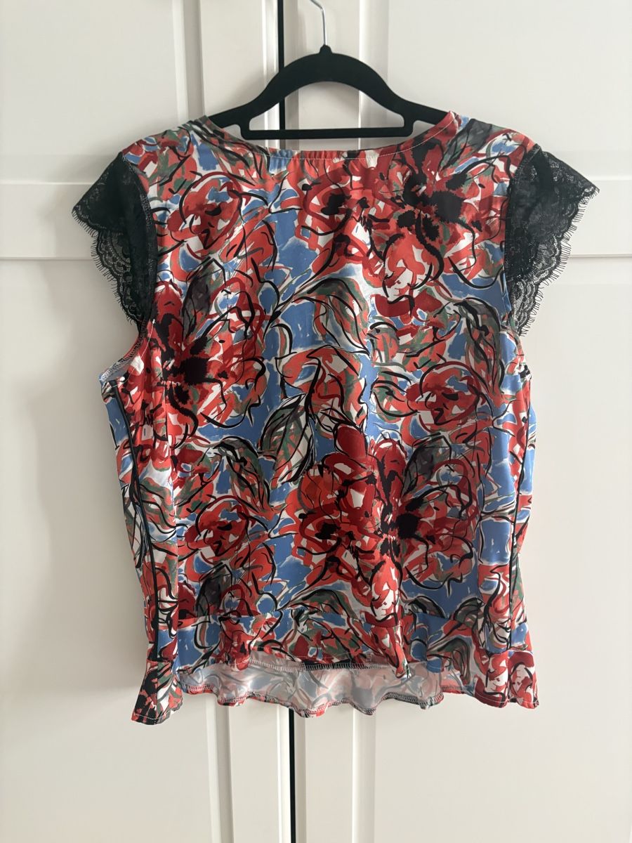Camicette: Beautiful Blouse S-M – Nuovo (secondo la descrizione) da Zürich venduto da jir_k6j2