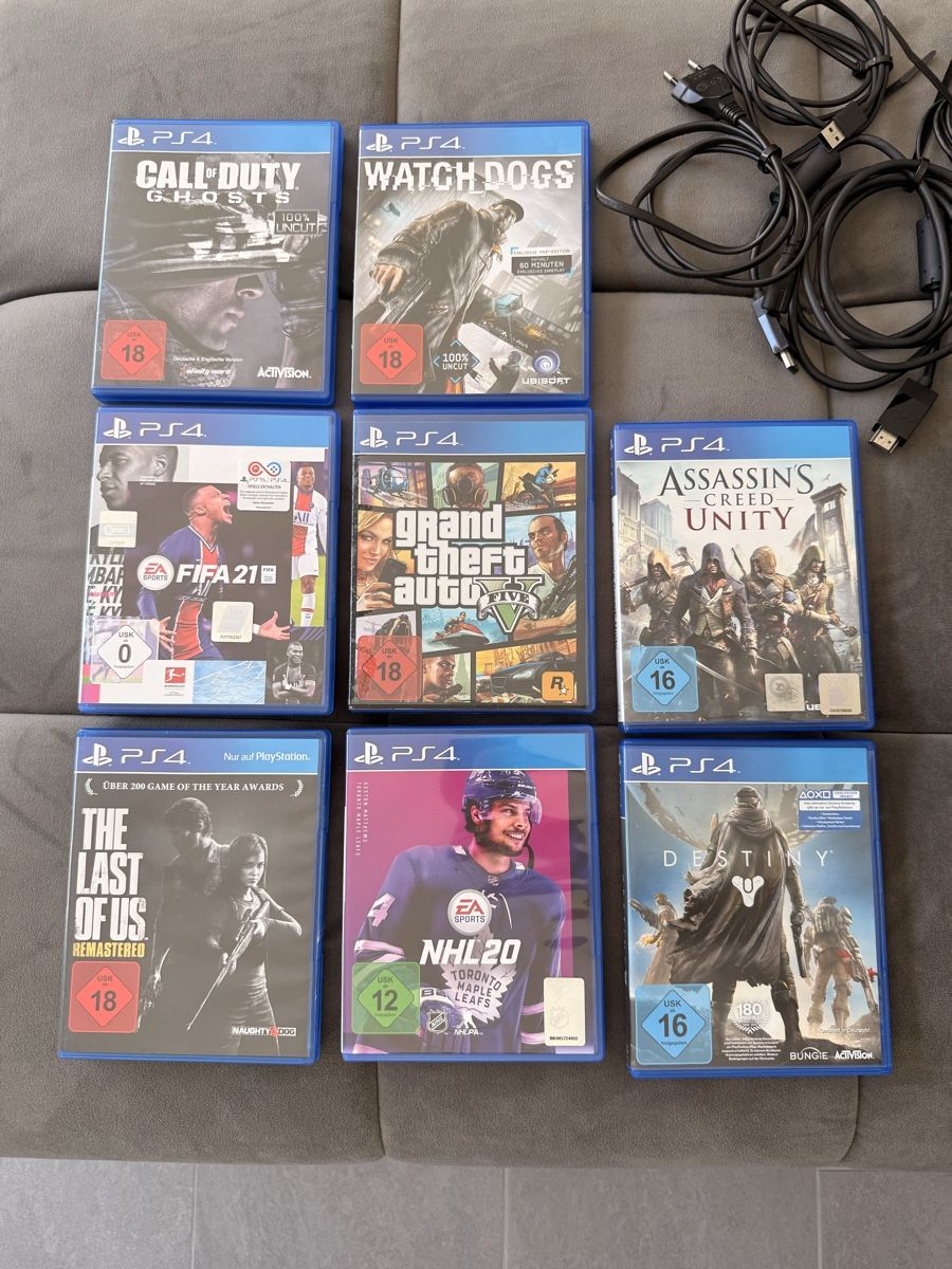 Sony Console: Playstation 4 mit 8 Spielen und Controller-Ladestation – Usato da Untersiggenthal venduto da Raf_s2pw 1