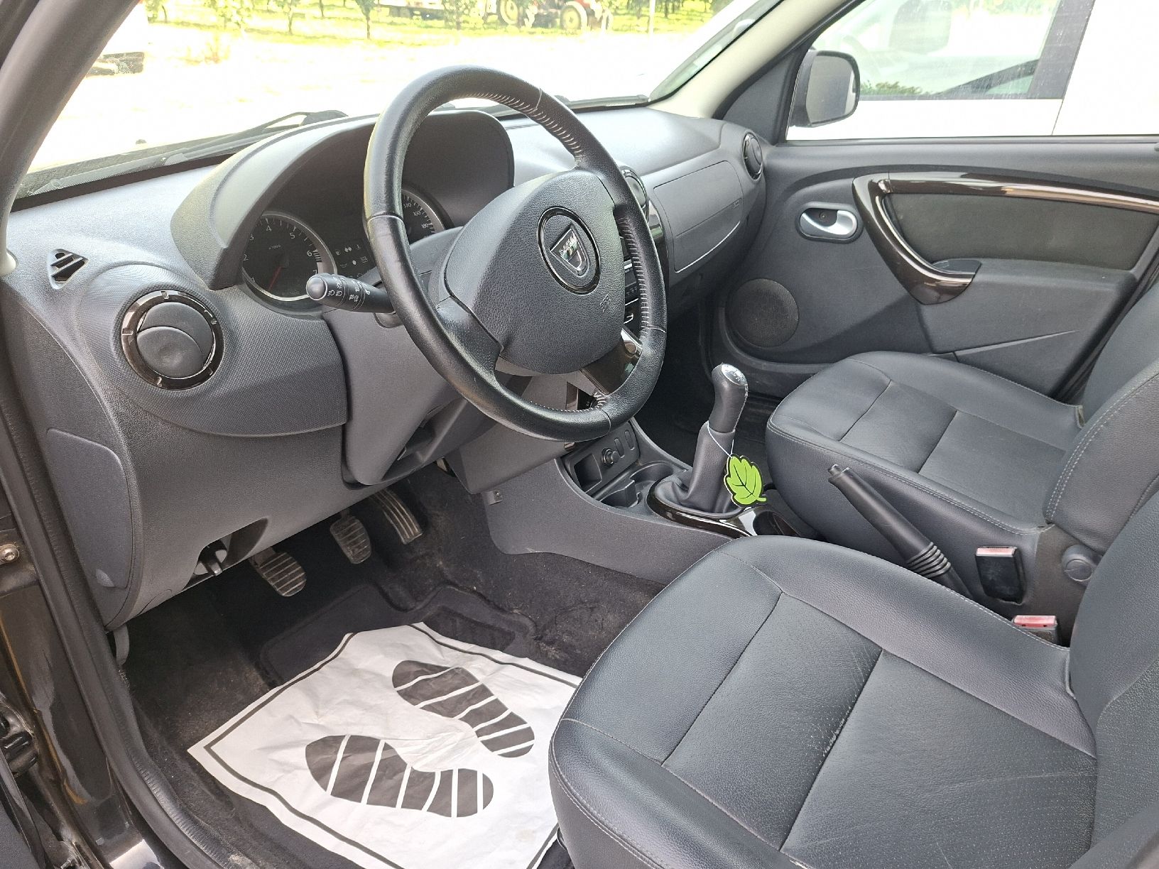 Dacia Autos: Dacia duster – Gebraucht aus Saxon von vou_hpb8 4