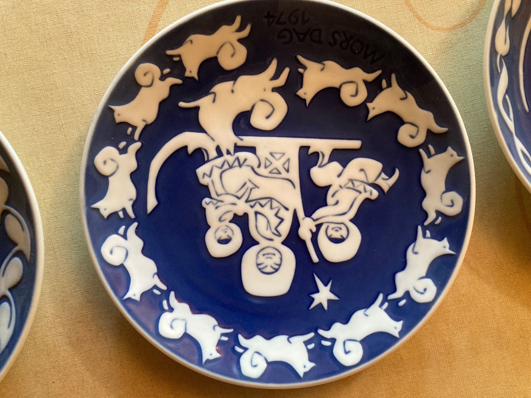 Royal Copenhagen Assiettes: Muttertagsteller – D'occasion à Schwarzenburg par hcu_xm8n 3
