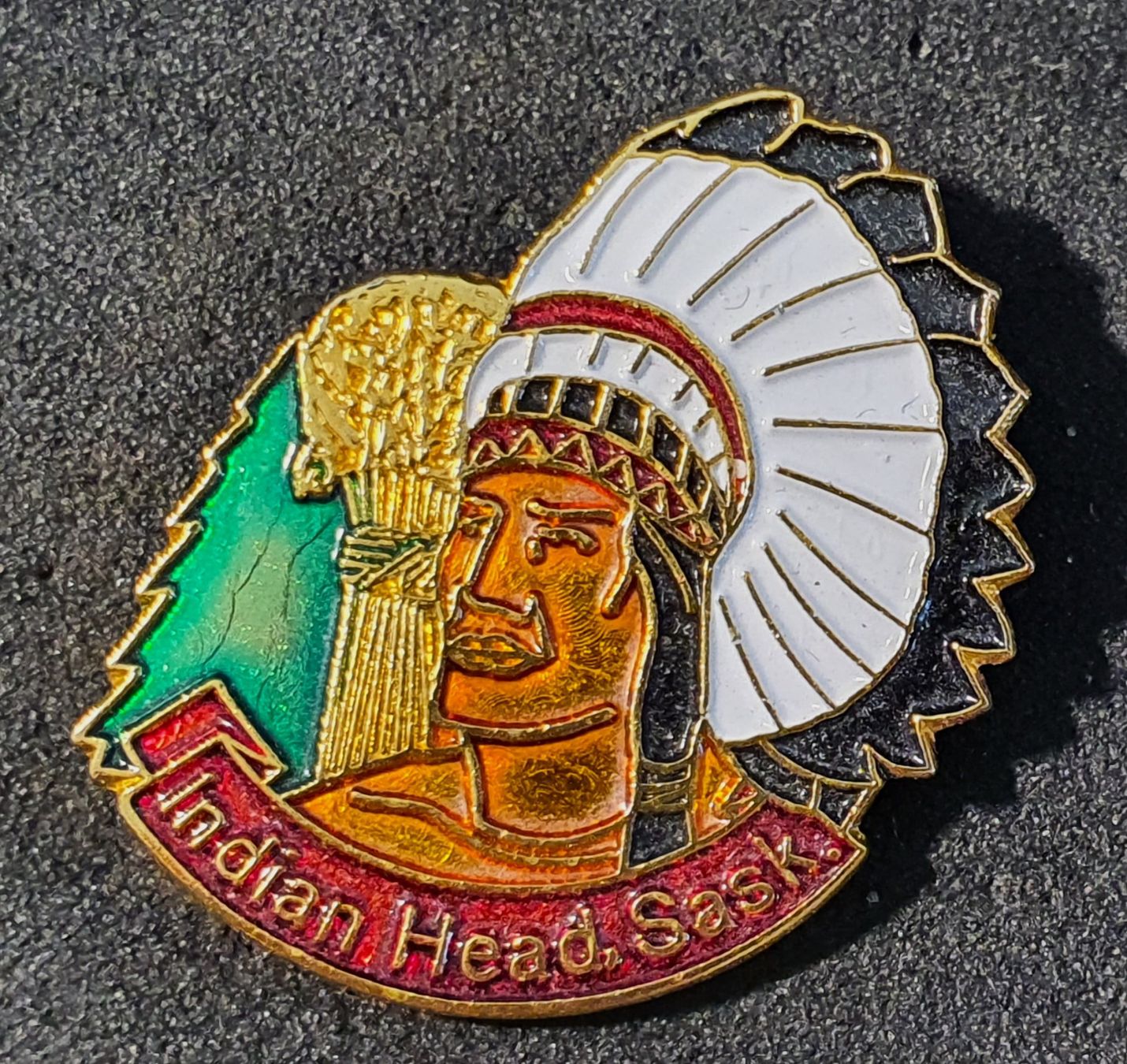 Placchette & Badge: CC418 - Pin Indian Head Saskatchewan Canada – Usato da Reinach BL venduto da Boston-Verkauf