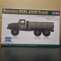 Modellbau LKW Ural-4320 1:72 Hobby Boss