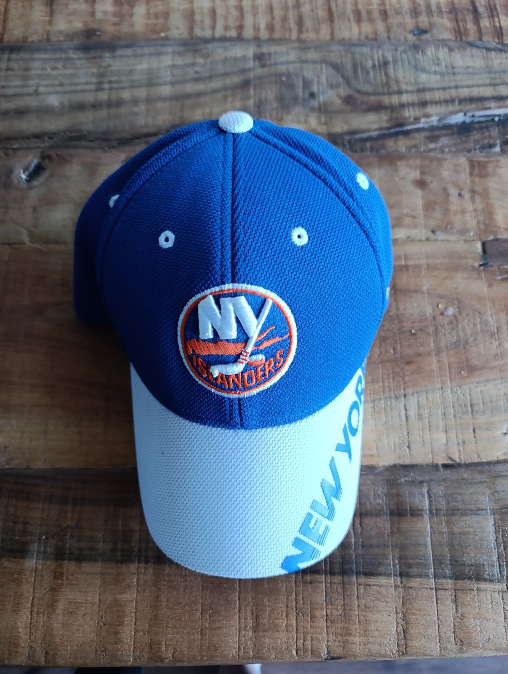 Reebok Copricapi, berretti & cappellini: Casquette New York Islanders – Usato da Mont-la-Ville venduto da Ecu23hj