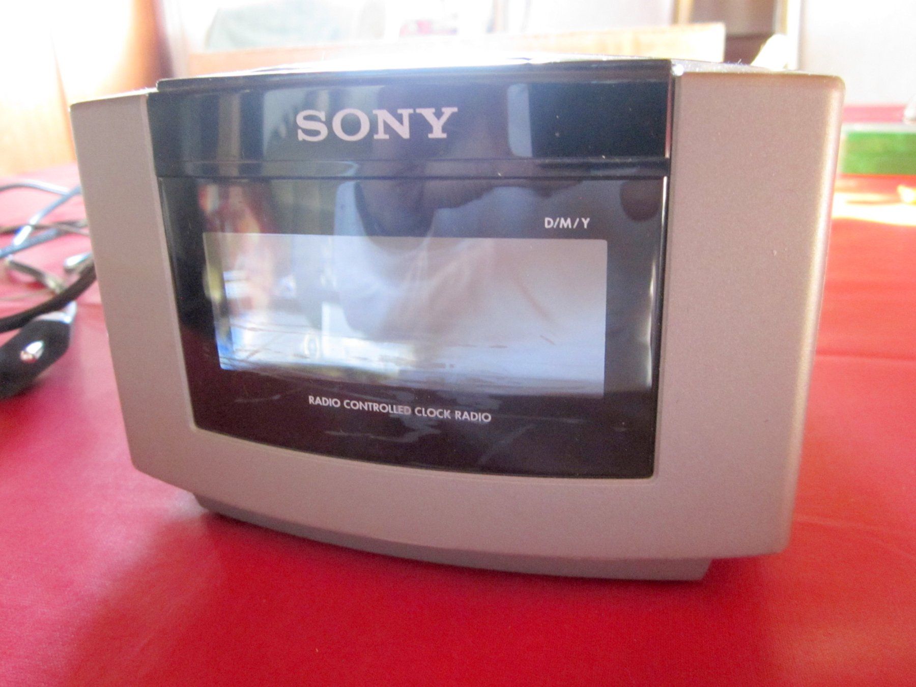 Sony Radio: Radio Wecker Sony Dream Machine mit Funk – Usato da Binningen venduto da fel_8mgn