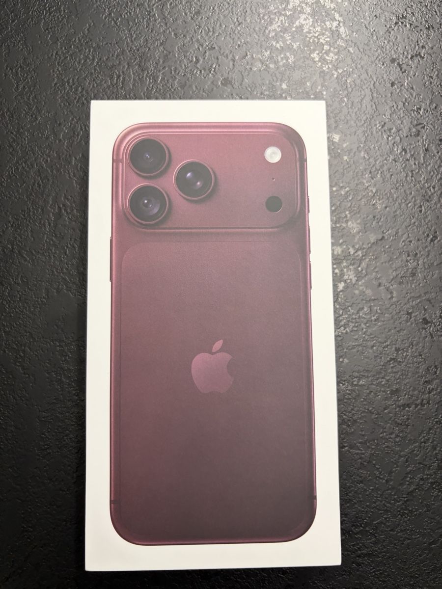 Apple Telefoni cellulari / Smartphones: iPhone 18 Pro Max 256Gb – Nuovo e nell'imballaggio originale da Birrhard venduto da Coffee_98