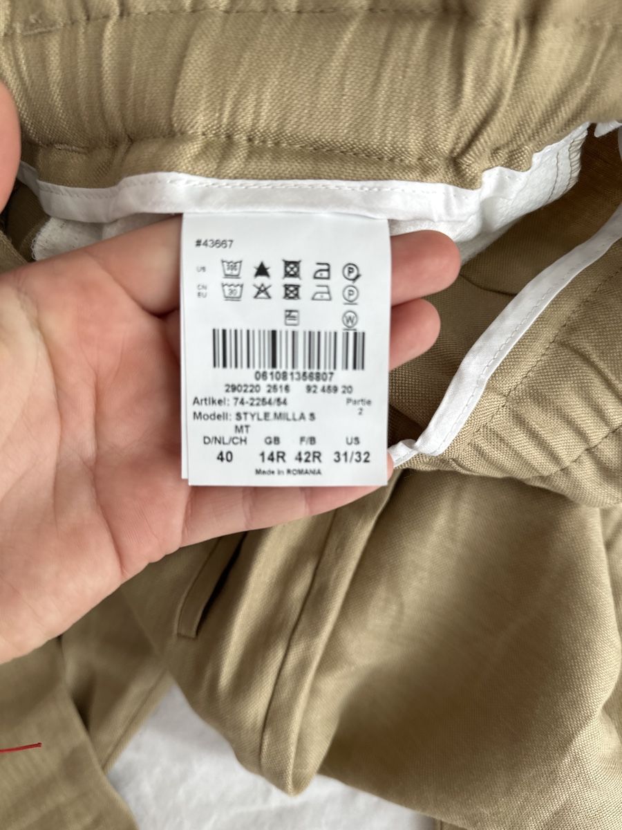 Pantalons: Stoffhosen – Neuf (Voir description) à Niederglatt ZH par Laurita1972 2