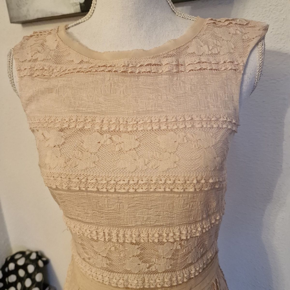 Comma Vestiti: comma Sommer Kleid mit Spitzen gr.34 – Usato da St. Gallen venduto da mania03 3
