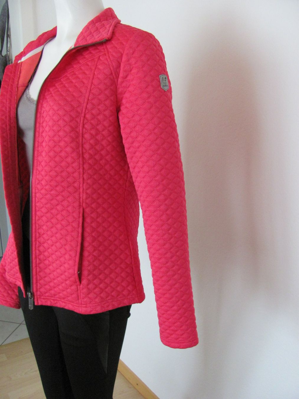 Killtec Giacche: Pinke Damen Jacke von Killtec Grösse 38/M – Nuovo (secondo la descrizione) da Gümligen venduto da Fantapanda 1