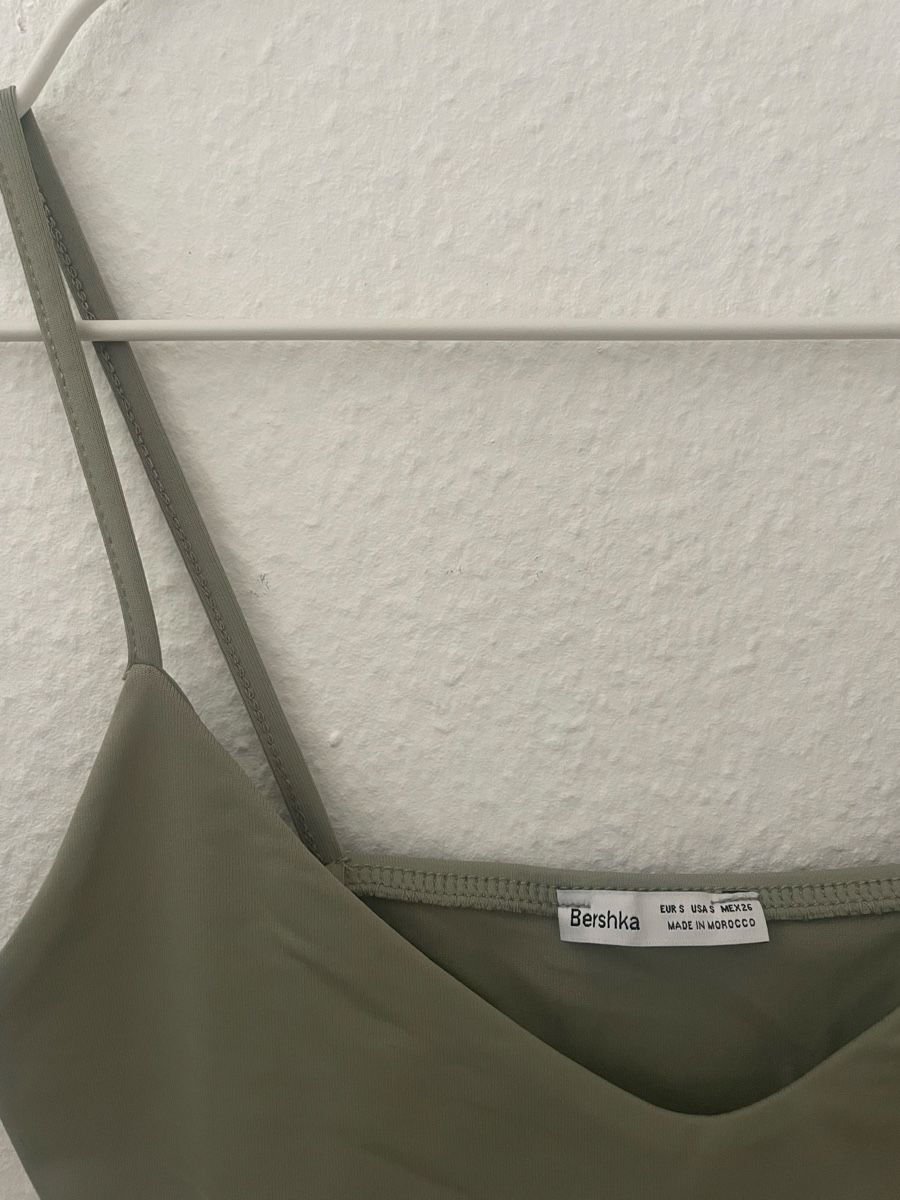 Bershka Tops: Top grün – D'occasion à Ettingen par ale_q6zz 2