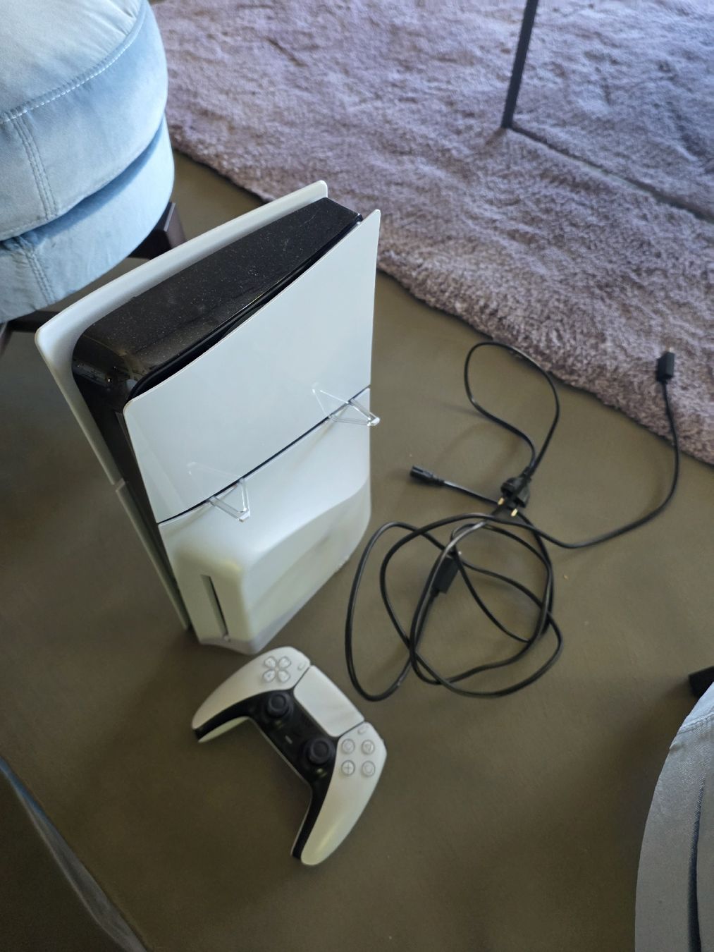 Sony Console: PS5 Disc pre 13.40 – Usato da Jona venduto da Yschappi 1