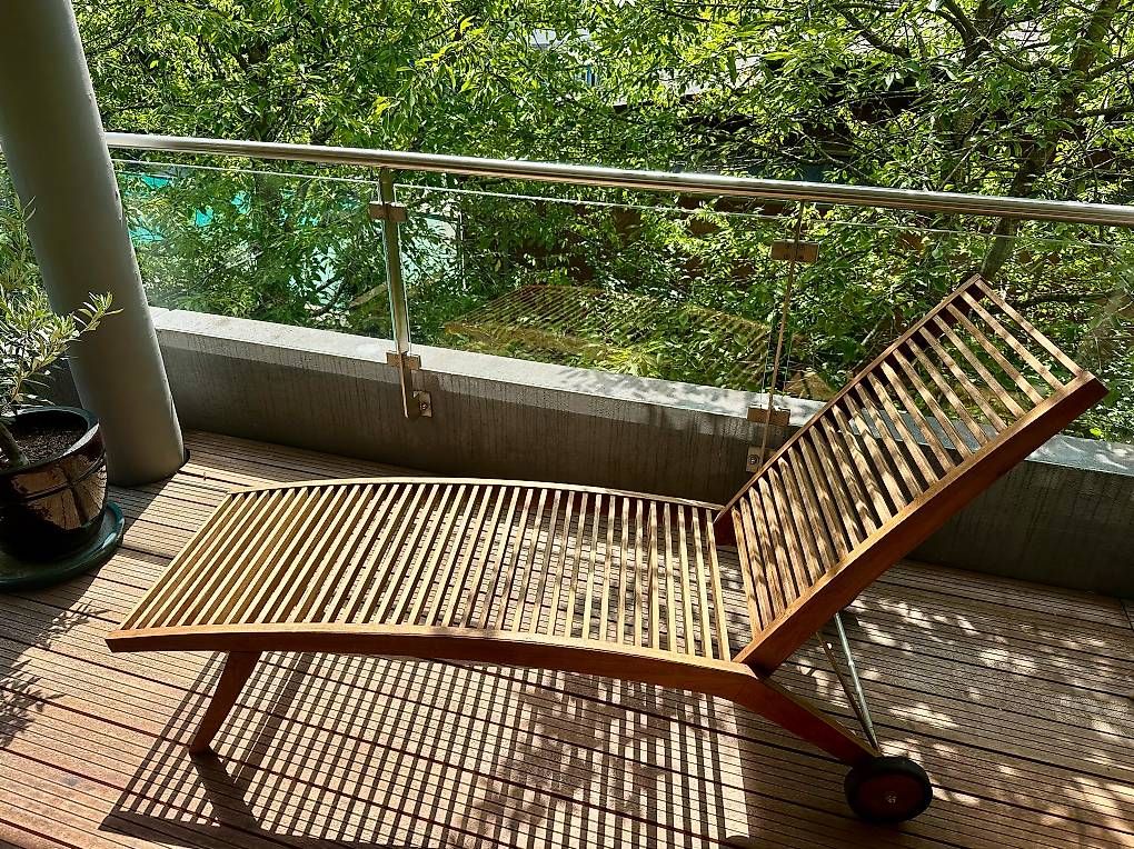 Chaises longues: Chaise longue de jardin en teck – D'occasion à Genève par win-win