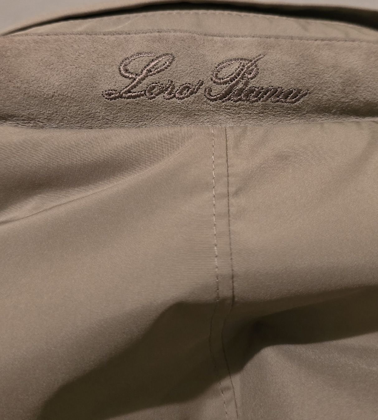 Loro Piana Giacche: Loro Piana – Usato da Genève venduto da mig_gn6b