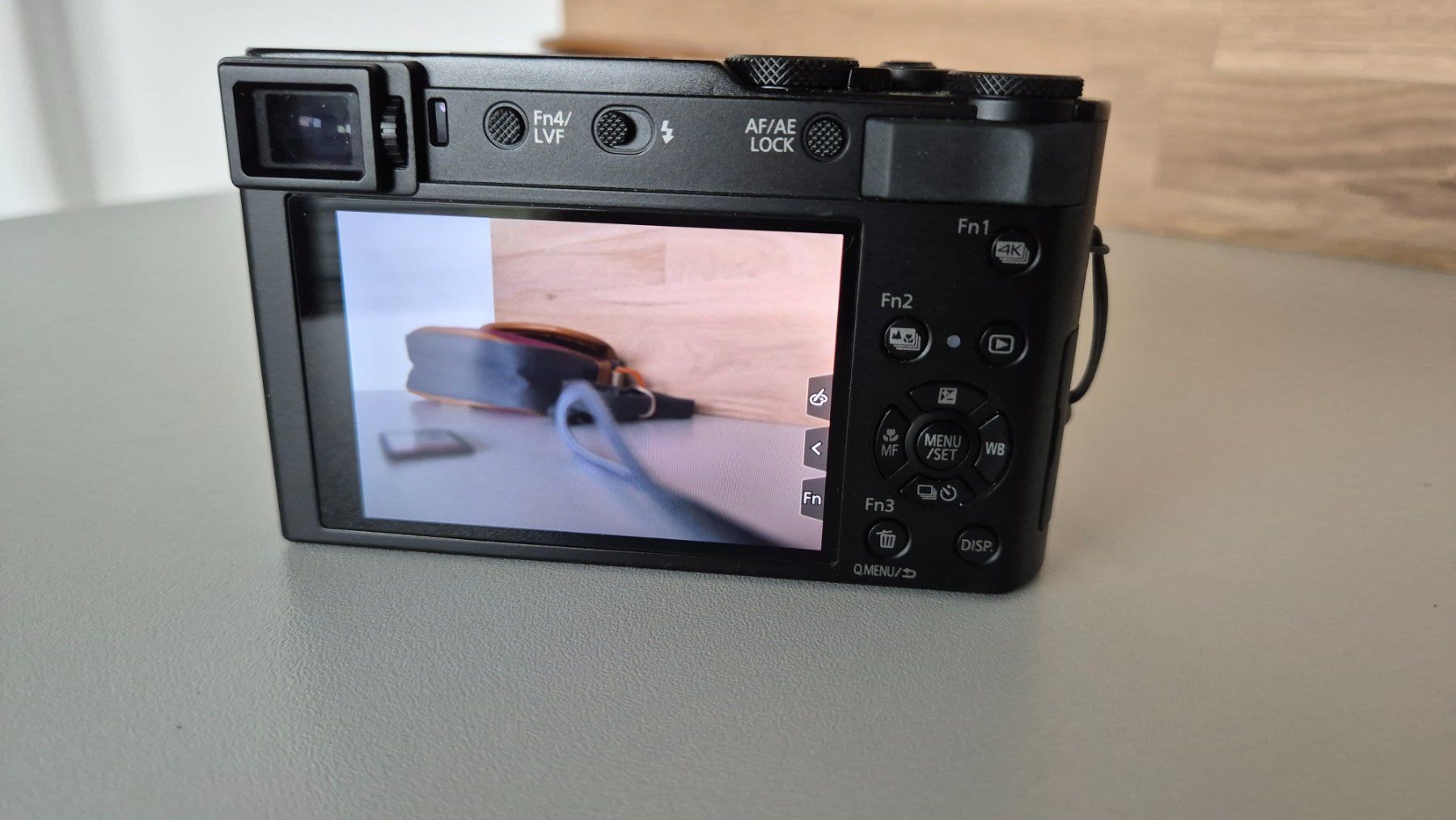 Panasonic Appareil photo: Panasonic Lumix DC-TZ202D Digitalkamera 1" Sensor 20MP Top! – Neuf (Voir description) à Bassersdorf par retrolab 2