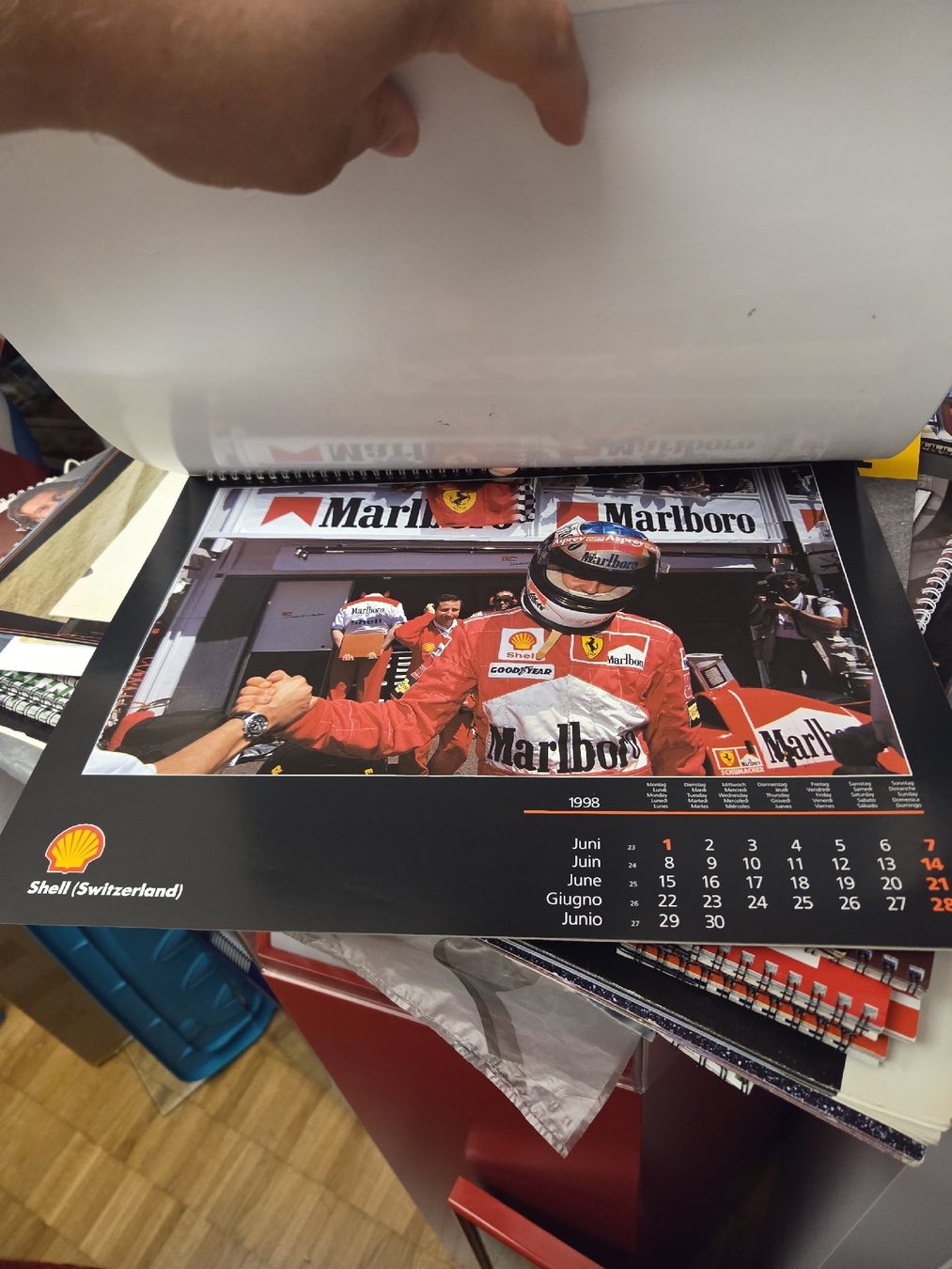 Ferrari Calendriers: Shell Ferrari Kalender 1998 – D'occasion à Wetzikon ZH par AmacherM 6