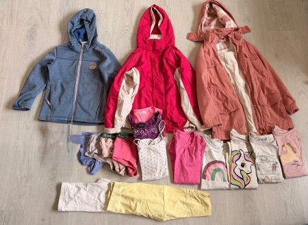 Kleines Mädchen Kleiderpaket 122-128