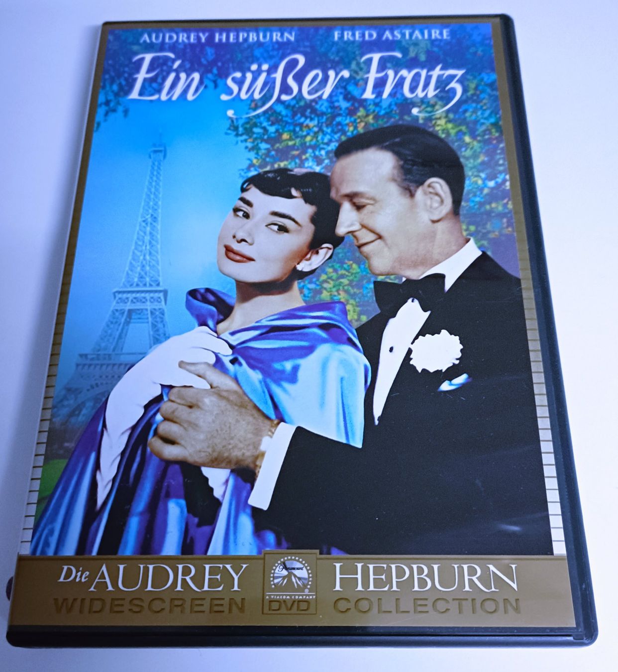 Tutti i DVDs: EIN SÜSSER FRATZ         Audrey Hepburn – Nuovo (secondo la descrizione) da Köniz venduto da Movieportal007