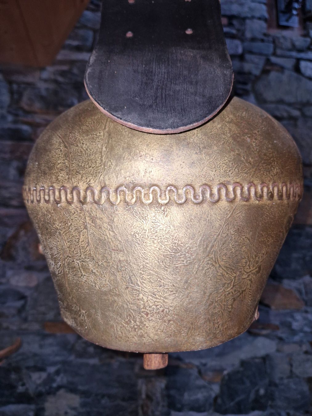 Glocken & Treicheln: Glocke Treichel – Gebraucht aus Guarda von rue_bpd7 1
