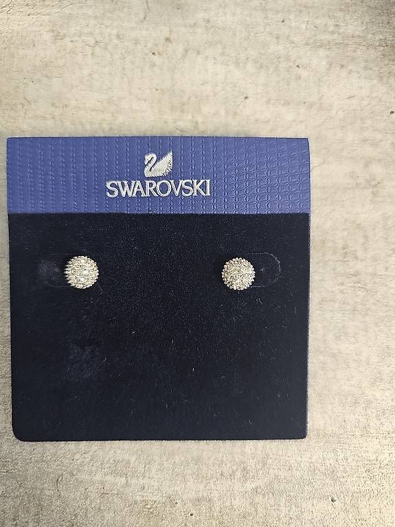 Swarovski Ohrringe & -stecker: Swarovski Ohrringe – Neu und originalverpackt aus Sursee von iva_jcp7 1